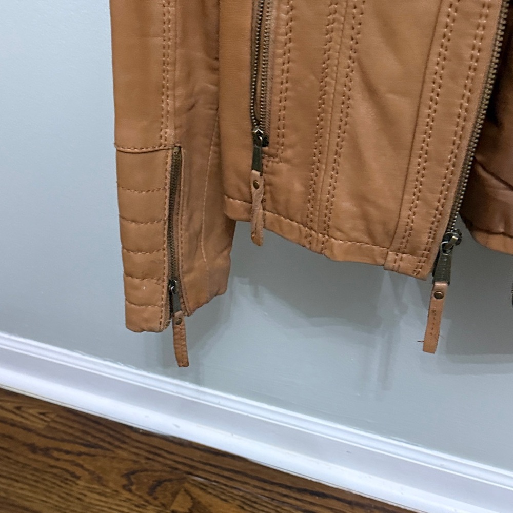 Michael Kors Tan Leather Quilted Moto Jacket - Picture 4 of 8